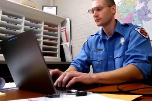 Firefighter Coding Google Glass App To Save Lives