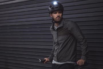 Torch M1: 500-Lumen Bike Helmet